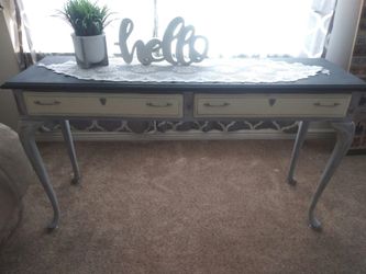 Refurbished sofa table