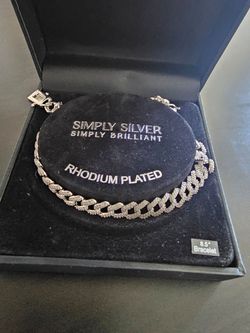 Men's Silver bracelet Rhodium plated size 8.5 inch brand new with a box