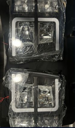 Chevy Silverado 07-13 Headlights