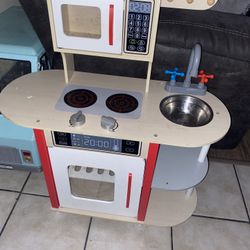 Children’s Kitchen $40