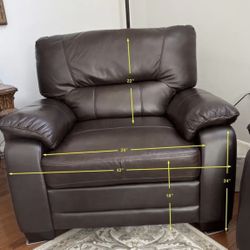 Beautiful Leatherette Sofa Set – Sofa, Loveseat & Chair (Excellent Condition!)