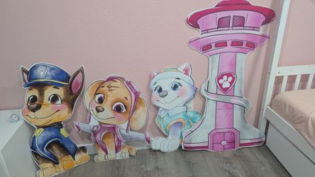 Paw Patrol - Chase, Skye, Everest Cut Outs
Party Decor