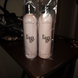 2 Bottles Of Purple Shampoo