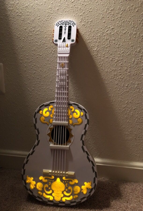 Coco guitar