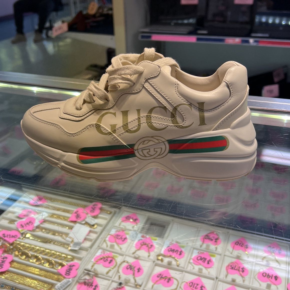 Gucci Shoes for Sale in Dallas, TX - OfferUp