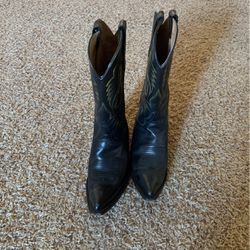 Women’s Authentic Guatemalan Leather Boots 
