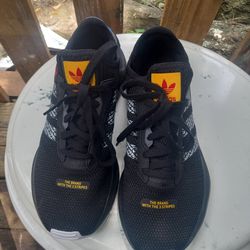 adidas in excellent condition 