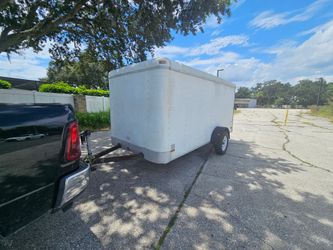 Used Trailer 6x12 "2010" Pulls amazing, no leaks almost 6ft Height interior, clean documentation in hand ✋️. READ DESCRIPTION FIRST, LEA PRIMERO.