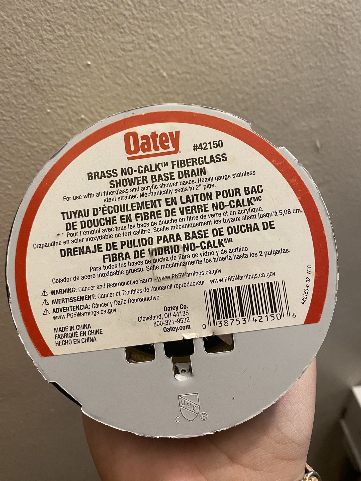 Oatey Round No-Caulk Brass Shower Drain with 4-1/2 in. Round Snap-In Stainless Steel Drain Cover