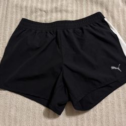 PUMA Black White Shorts Activewear Size L