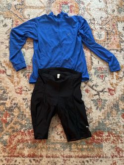 Medium bike shirt 2 medium bike shorts cycling