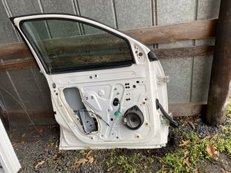 2011 GMC Arcadia driver Front door