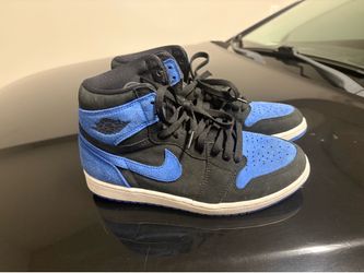 Jordan 1 mid black hyper royal  size 8.5