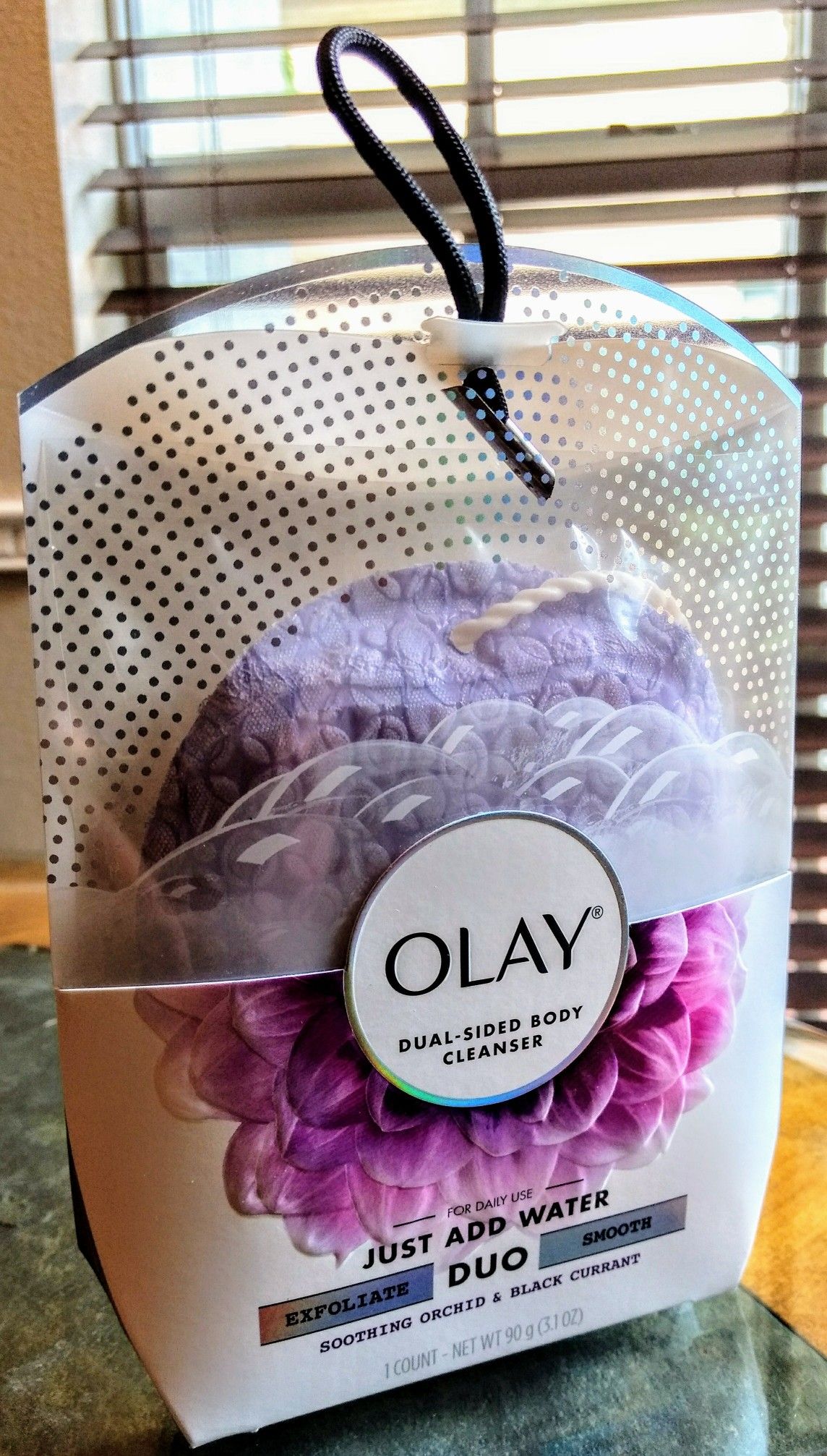 Olay Soothing Orchid & Black Currant Dual-Sided Body Cleanser 3.1 oz. Package($7)
