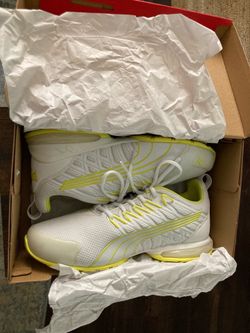 New: PUMA Voltaic Evo - Women's size 9 (wide)