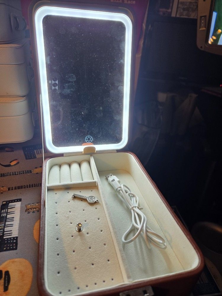 Makeup/ Jewlery Box