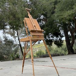 Traveling Easel