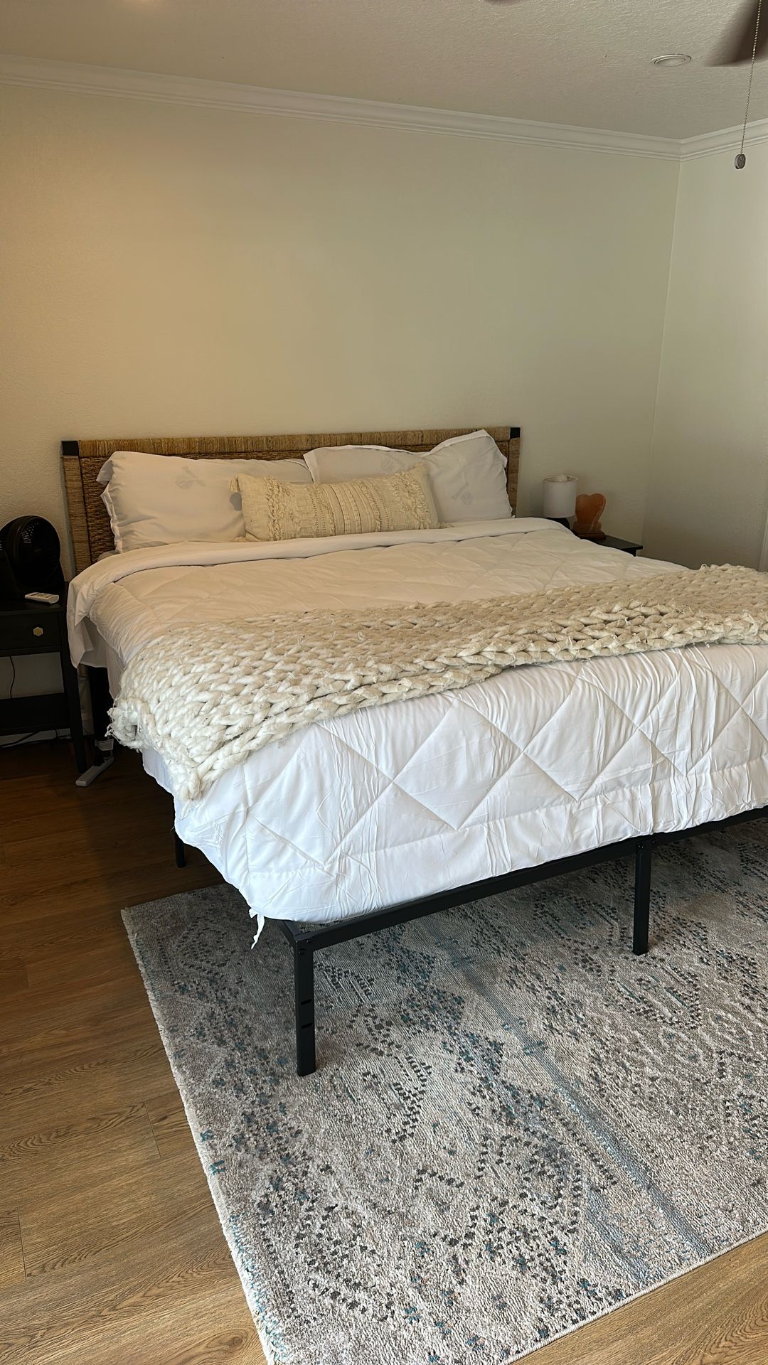 King Size Bed, Headboard, Frame, Nightstands, And Bench