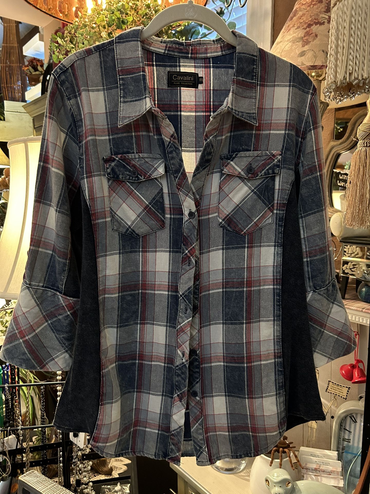 Ladies Medium Cavalini Plaid Button Front Tunic Shirt