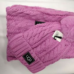 PINK UGG HAT AND SCARF SET 