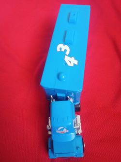 DISNEY PIXAR CARS MACK TRUCK