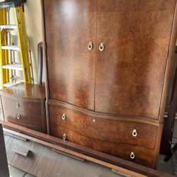 Thomasville Cal King Bedroom Set For Sale