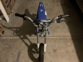 Hyper blue electric dirt bike