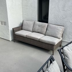 Patio Furniture Good Condition 