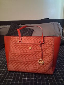 Mk purse