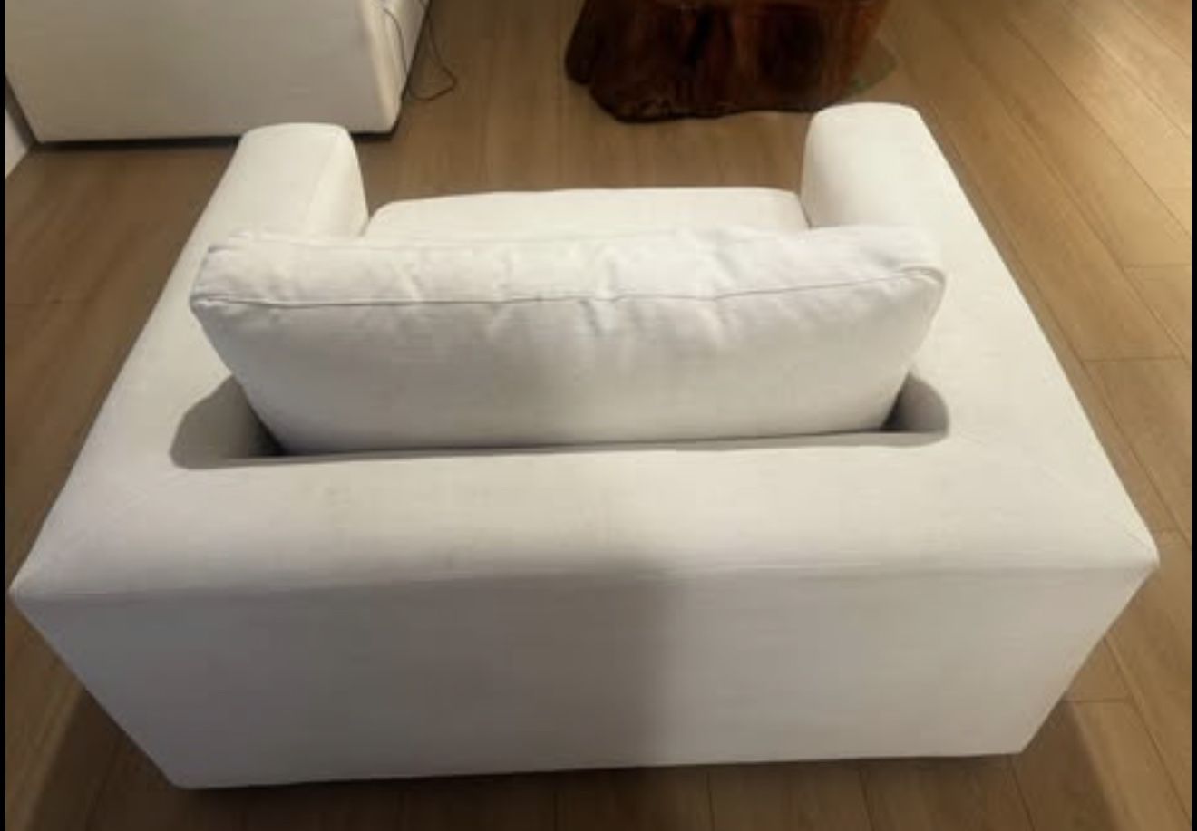 Cloud Arm Chair 58”x 44”