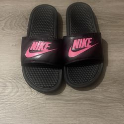 Nike Womens Sandals