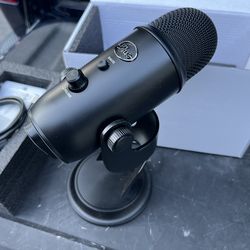 Yeti Blackout Edition profesional recording Mic