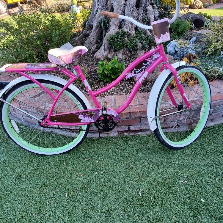 Panama Jack Ladies Hot Pink Beach Cruiser Like New for Sale in Huntington Beach CA OfferUp