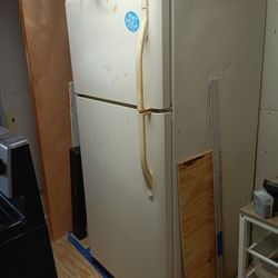 !!!FRIDGE FOR SALE!!!
