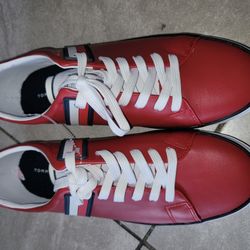 Tommy hilfiger men shoes 9 us  Red White Navy Leather