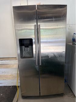 Stainless Samsung Fridge and Dishwasher