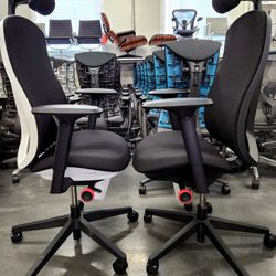 🔥HOT & NEW!🔥HERMAN MILLER LOGITECH X VANTUM GAMING CHAIR W/BUILT-IN ADJUSTABLE HEADREST FULLY ADJUSTABLE ARMS AND LUMBAR SUPPORT
