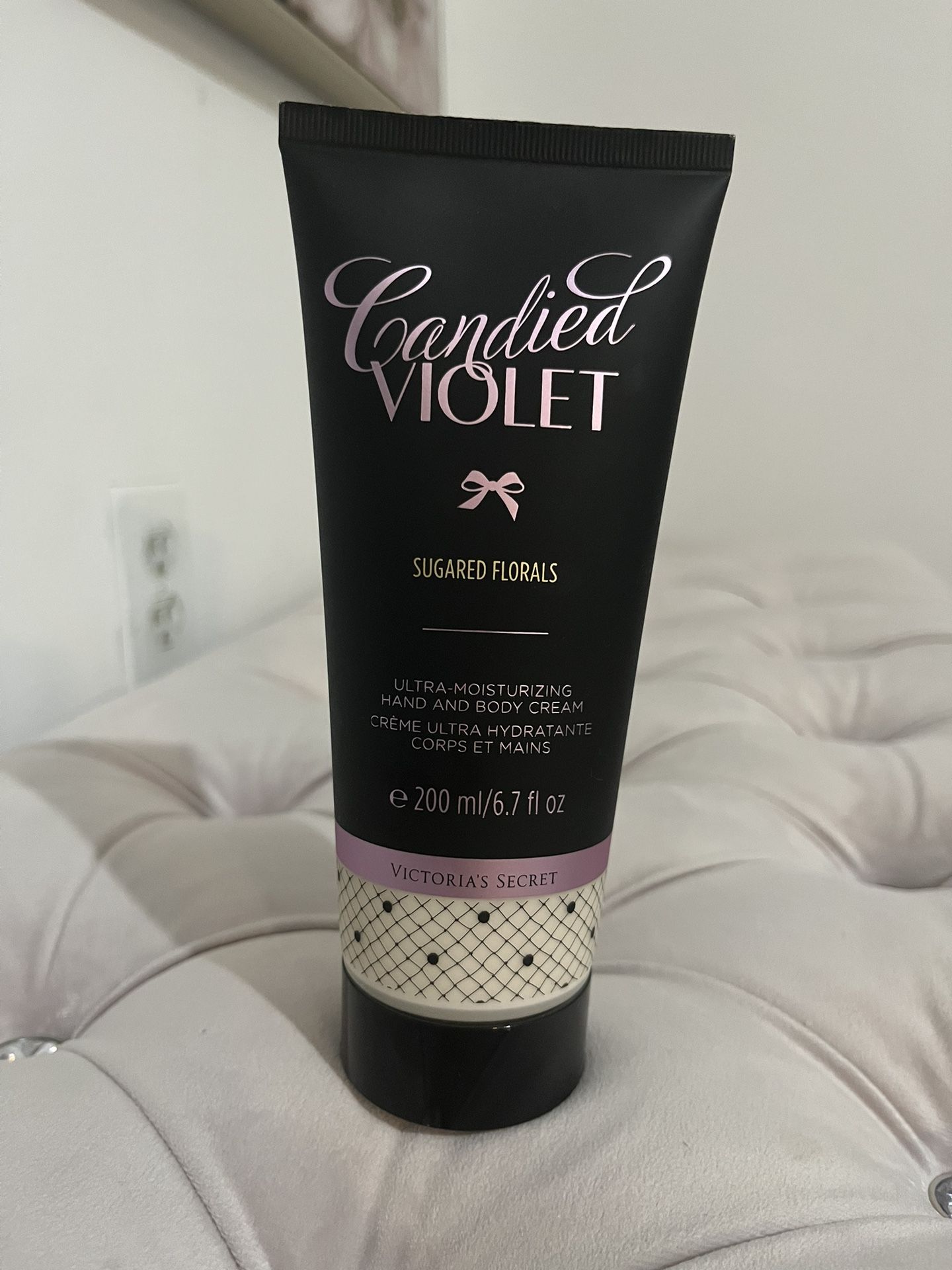 VS candied violet sugared florals lotion