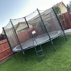Yorin Trampoline 
