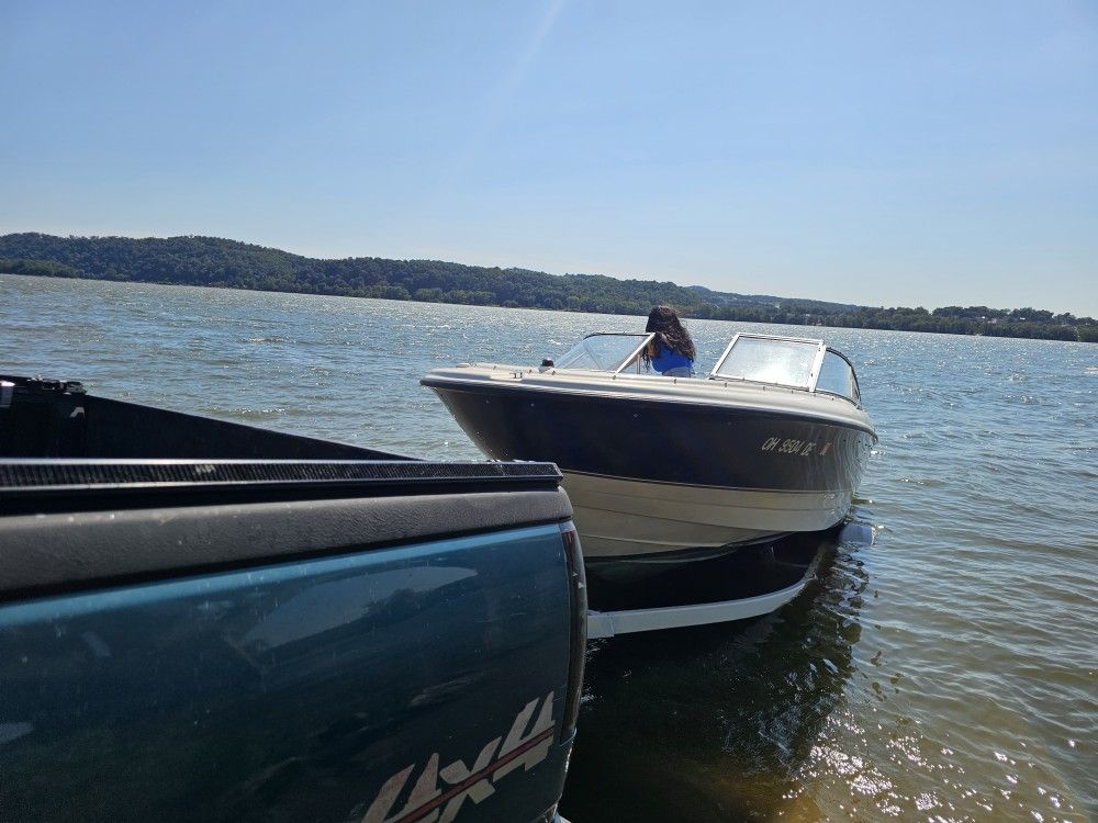 2002 Bayliner 2150 capri