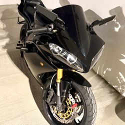 2008 Yamaha Yzf R1 Raven Black Edition
