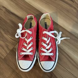 Red Converse 