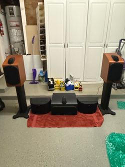 Bowers & Wilkins 705, HTM7, DS3 Speaker Bundle + Stands