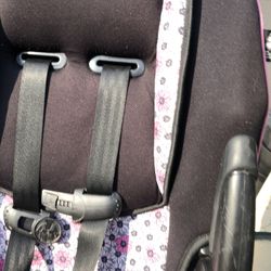 Car seat $15
