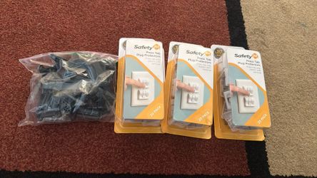 Plug Protectors And Drawer Locks For Child Safely