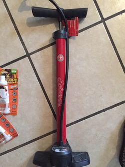 Bike pump
