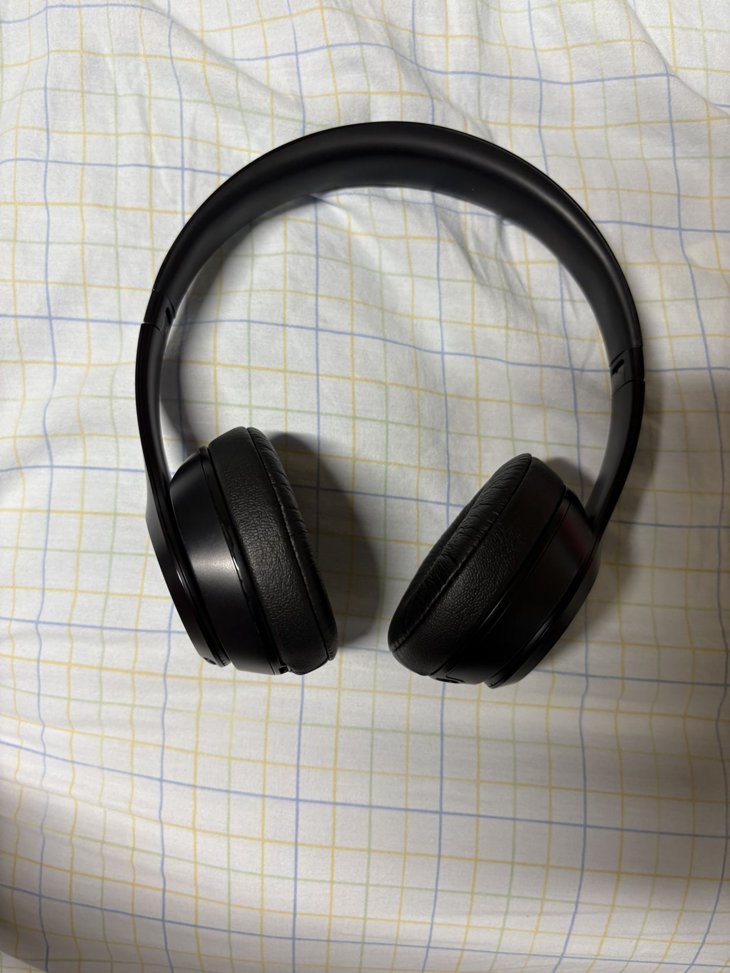 Beats Solo 3 Matte Black Used