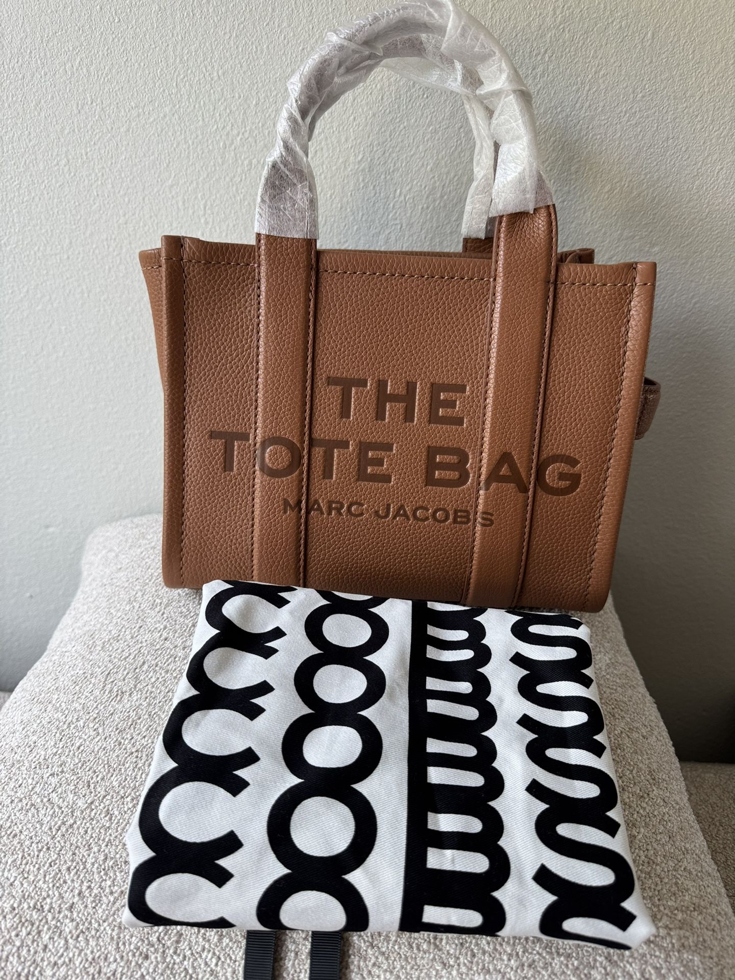 Marc Jacobs The Tote Bag Leather