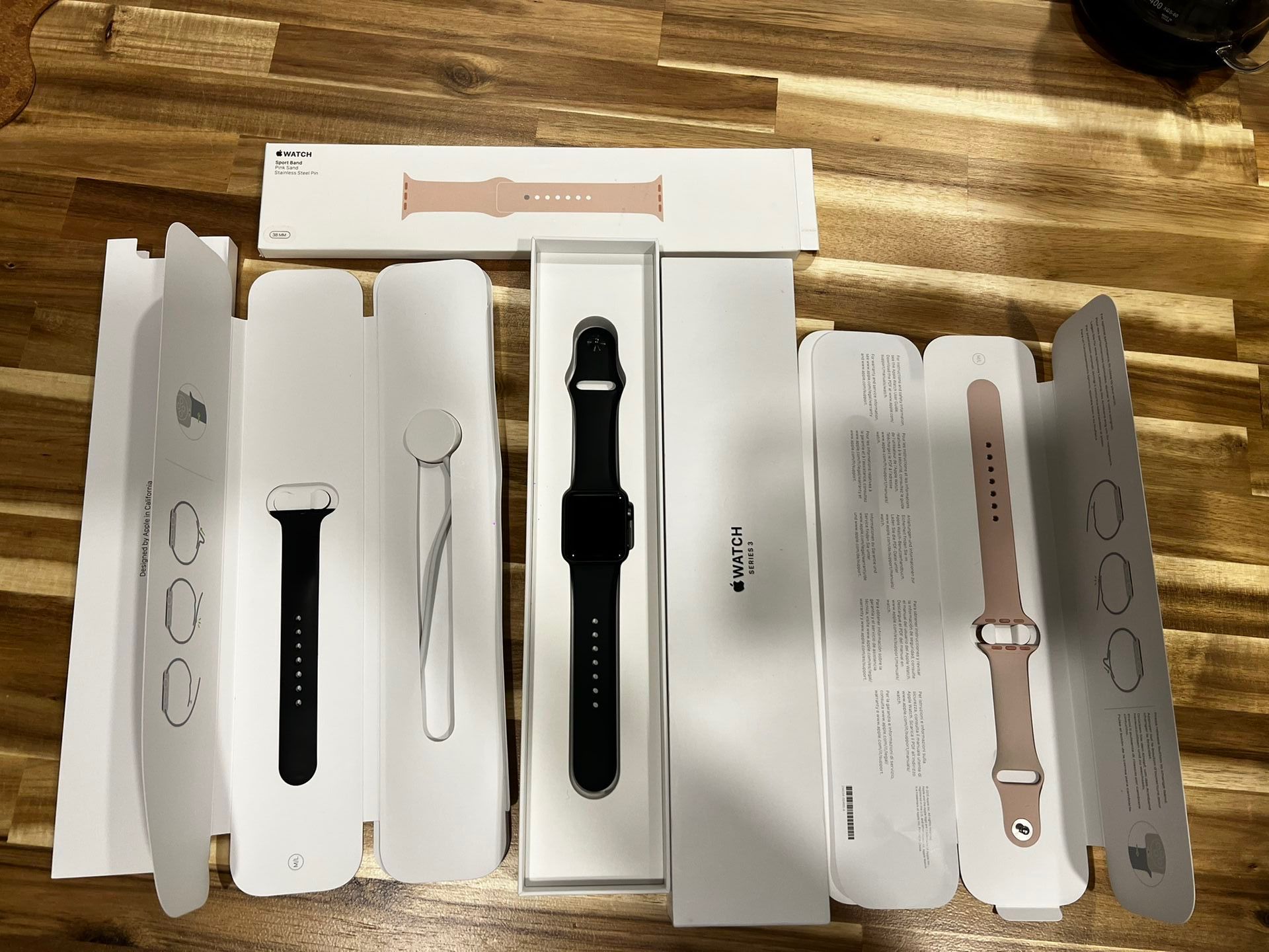 Apple Watch Series 3 38mm Space Gray With Box EXCELLENT +Apple Pink Band