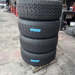 275 60 20 BFGoodrich Set of 4 Used Almost New